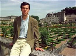 Henri Carvallo, Frankreichs Schachpräsident, begrüßt die Spieler bald im eigenen Schloss