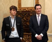 Magnus Carlsen und George Osborne, Chancellor of the Exchequer